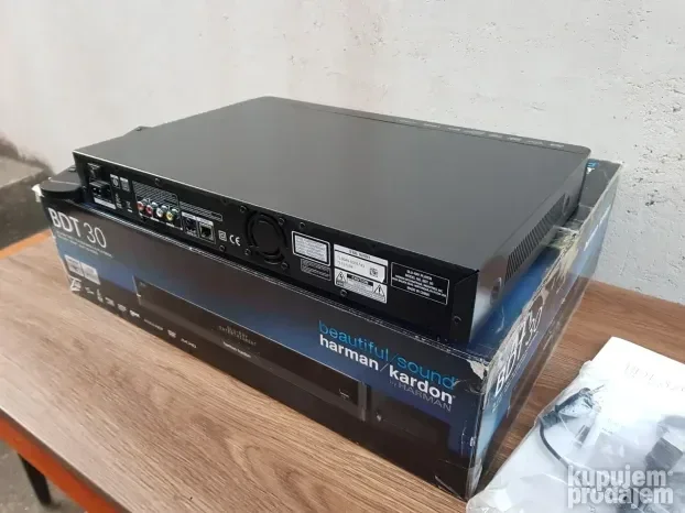 Harman Kardon BDT 30 Blu-Ray kao nov!