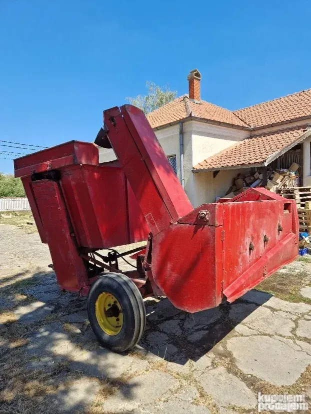 Berac za kukuruz Zmaj 214s