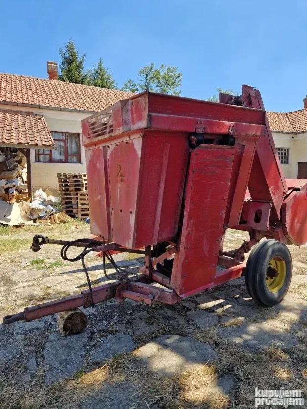 Berac za kukuruz Zmaj 214s