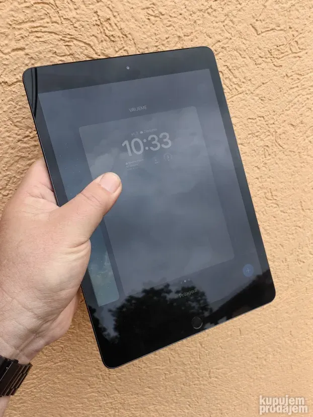 Ipad 8 10.2 sa sim slotom