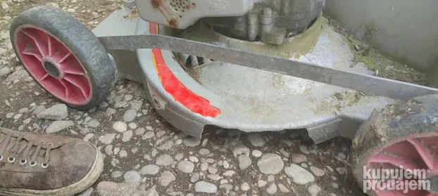 kosacica dvorisna benzinska  rs75sbq za delove