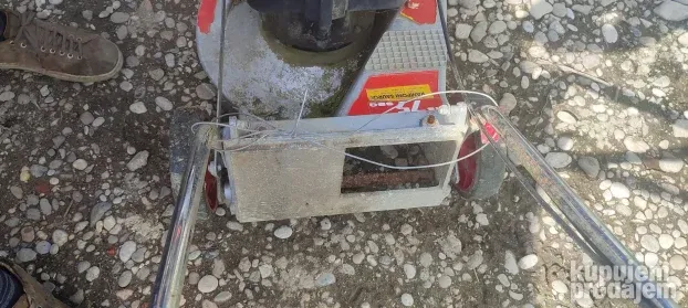 kosacica dvorisna benzinska  rs75sbq za delove