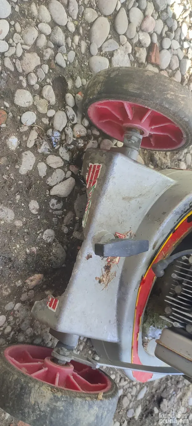 kosacica dvorisna benzinska  rs75sbq za delove