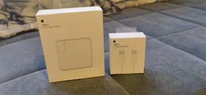 Punjač za MacBook Apple 61W Tip C sa Kablom 61W