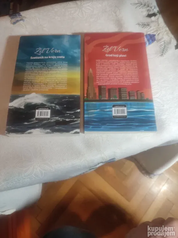 Zil Vern svetionik na kraju sveta i grad koji plovi