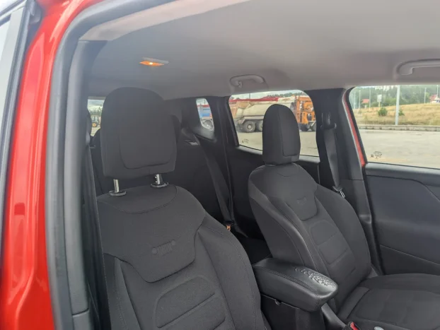 2015 Jeep Renegade 2.0-liter Dizel