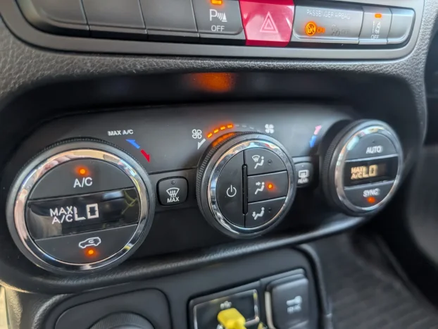 2015 Jeep Renegade 2.0-liter Dizel