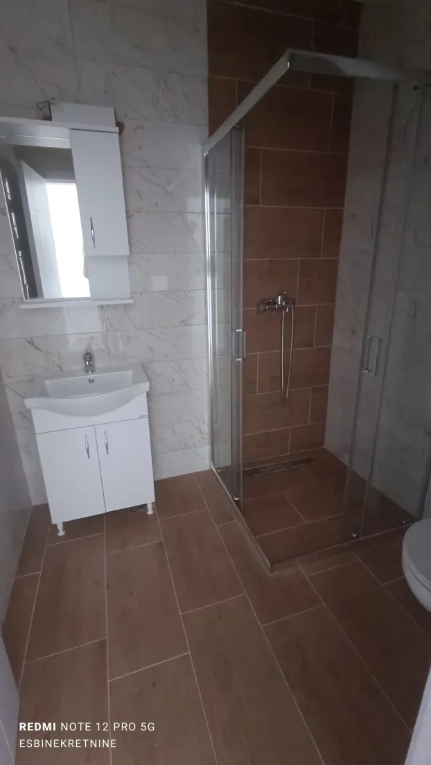 Jeremička 3A, Valjevo, Divčibare, 0.5 garsonjera, 21 m²