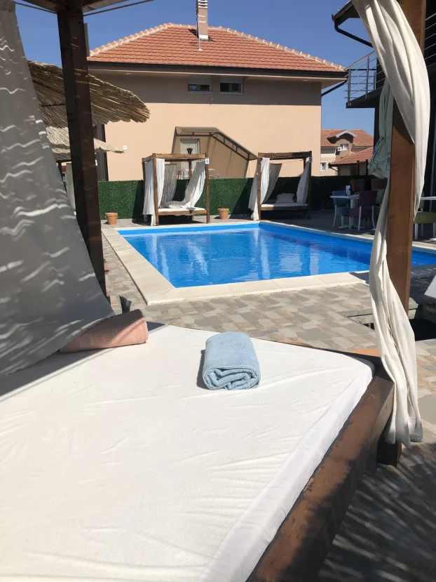 Srebrno jezero - turisticko ugostiteljski objekat