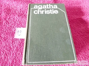 Tko je ubio rogera Ackroyda - Agatha Christie