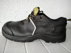 Radne cipele 43 broj