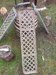 Police za mini bus,kombi,kamp kucice..