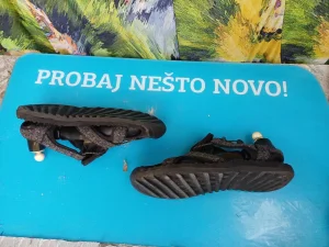 5ten sandale br 44 lagane udobne i jos obuce
