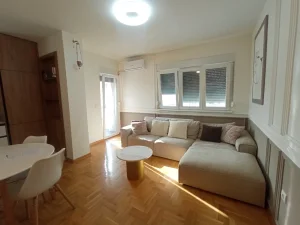 Mokranjčeva, 1.5 jednoiposoban, 54 m²