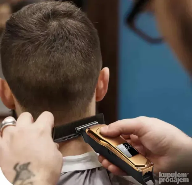 Trimer - Masinica za bradu i kosu sa Displejom NOVO