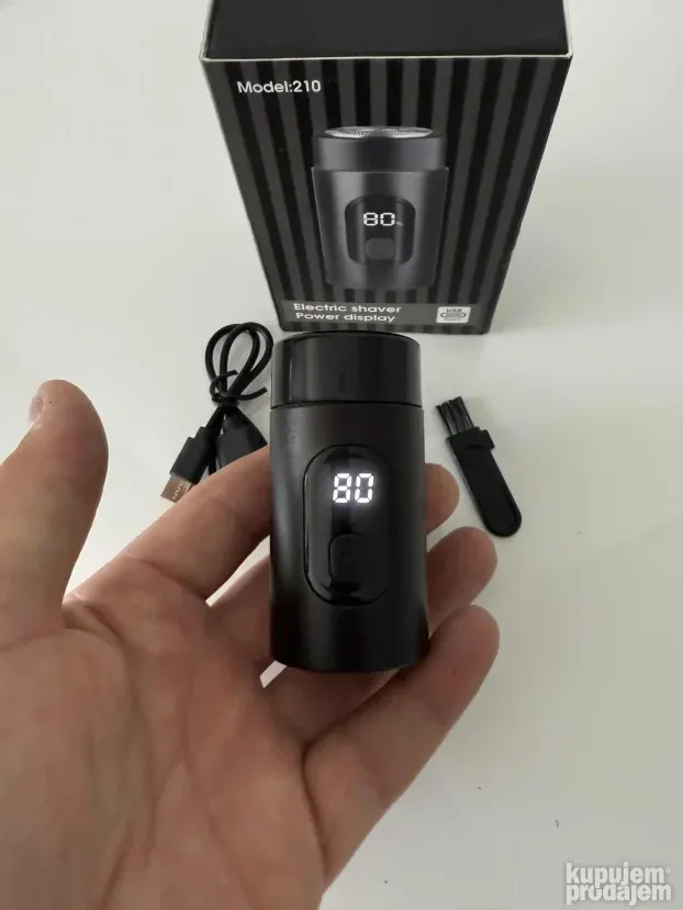 Trimer - Masinica za bradu i kosu sa Displejom NOVO