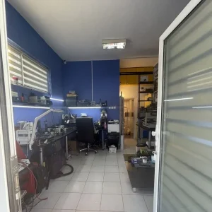 Odličan lokal na Novoj Detelinari! 18m2