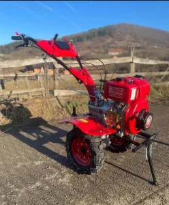 Motokultivator / freza Benasi