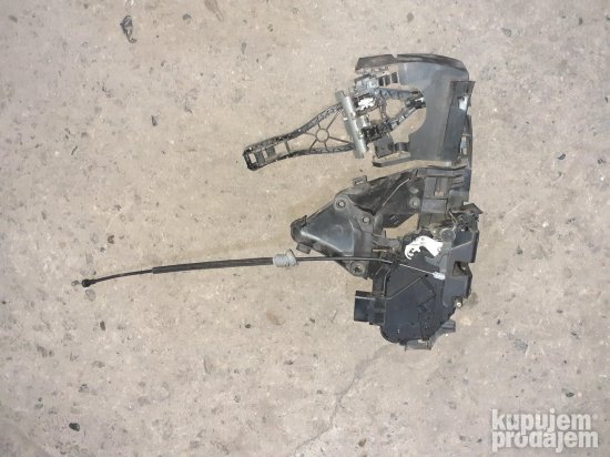 Volvo S 40 brava prednjih desnih vrata