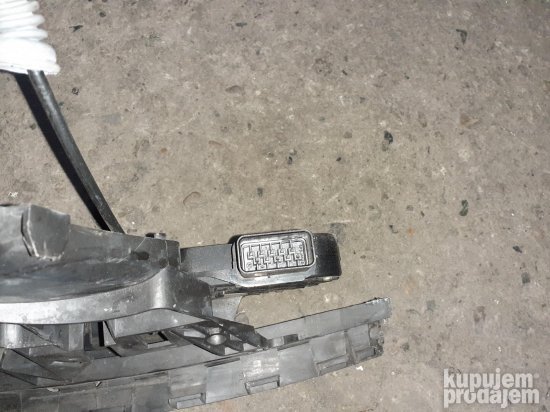 Volvo S 40 brava prednjih desnih vrata