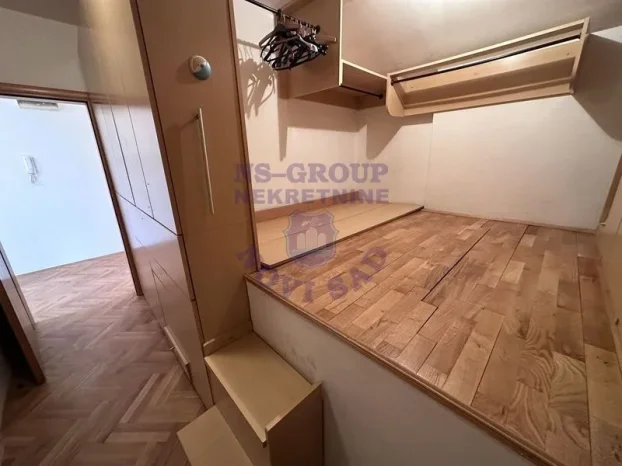 Š-539642, Opština Novi Sad, 5+ petosoban, 154 m²