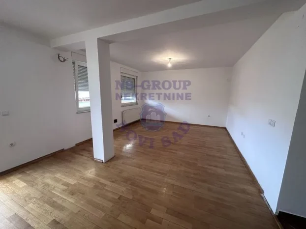 Š-539642, Opština Novi Sad, 5+ petosoban, 154 m²