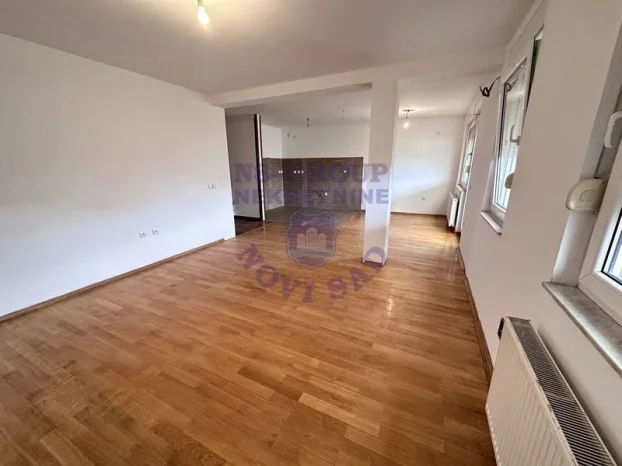 Š-539642, Opština Novi Sad, 5+ petosoban, 154 m²