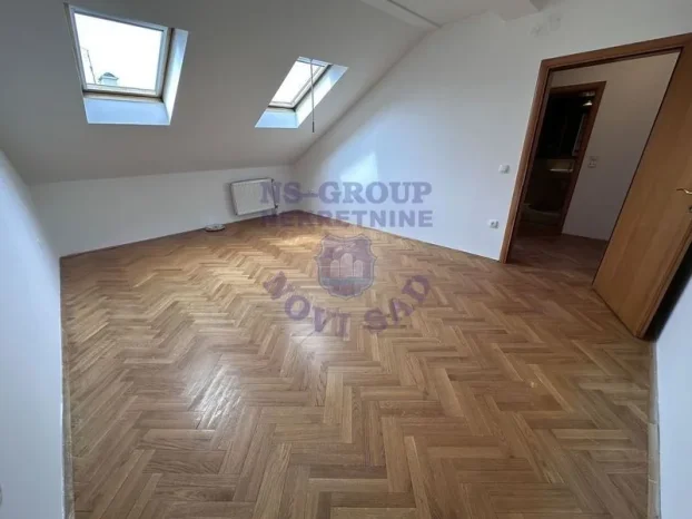 Š-539642, Opština Novi Sad, 5+ petosoban, 154 m²