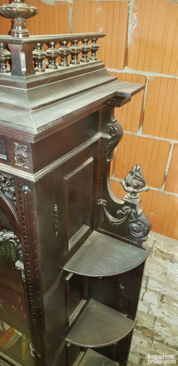 Stari stilski nameštaj