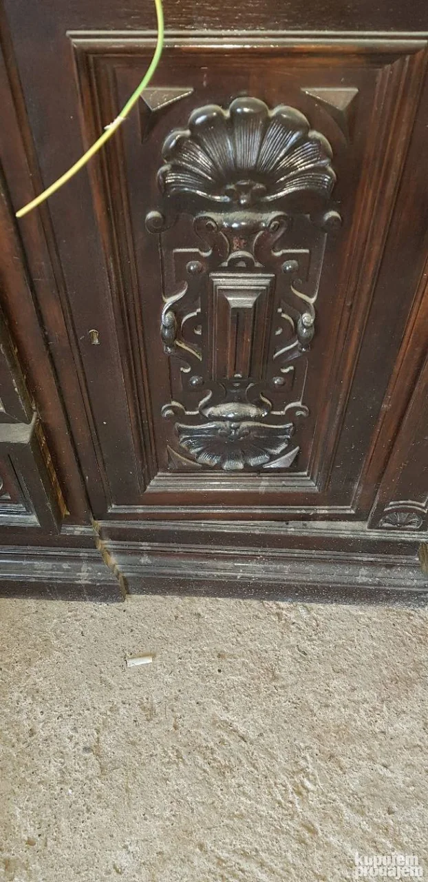 Stari stilski nameštaj