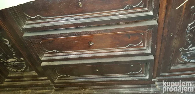 Stari stilski nameštaj