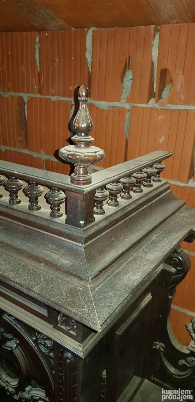 Stari stilski nameštaj