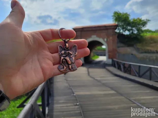 Francuski buldog 3d privezak za ključeve