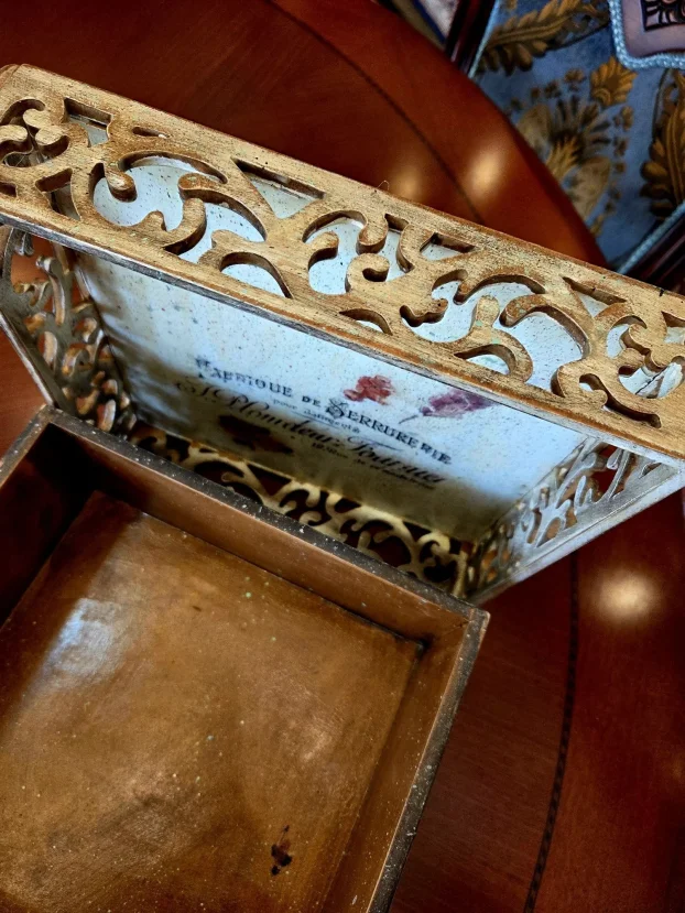 Stara drvena kutija iz Pariza, 25 cm