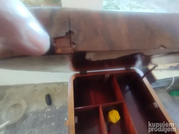 Stocic za nakit i razno -furniran69x69x69cm