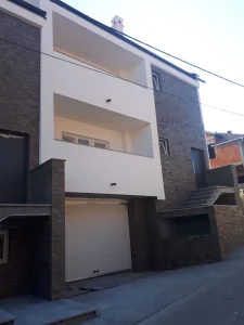 gatacka 6, Miljakovac, 5+ petosobna, 303 m²