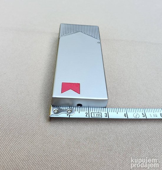 Upaljač Marlboro metalno kućište NOVO