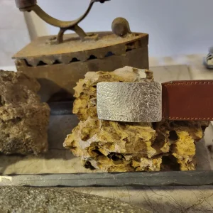 Šnala pločasta za kaiš 3 cm nikal mat i crni nikal