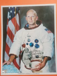 Autogram Charles G.Fullerton Nasa Astronaut i Pukovnik