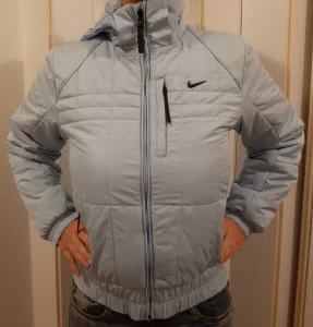 Jakna Nike veličina M
