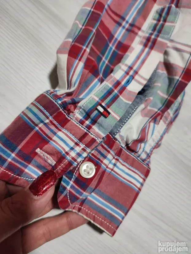 Tommy Hilfiger vintage fit kosulja vel. L - kao nova