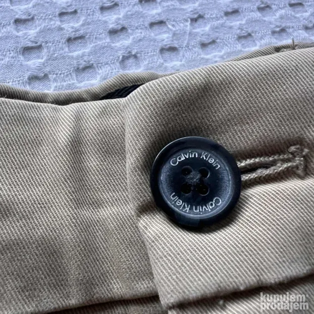 CALVIN KLEIN ORIGINAL muske krem bermude 35 ili XXL - XL