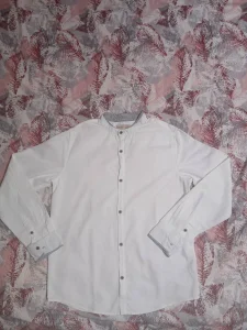 Prelepa bela kosulja za decake ZARA vel. 11-12 god.