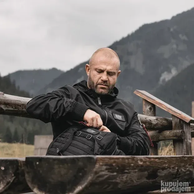 Bomber jakna Offensive WINDBREAKER (Doberman)
