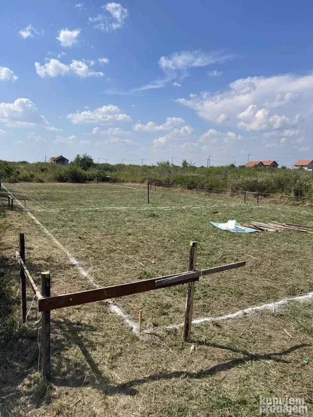 Iskop mini bager-kopanje bagerom -ravnanje-rušenje-odvoz