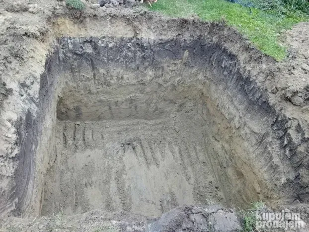 Iskop mini bager-kopanje bagerom -ravnanje-rušenje-odvoz
