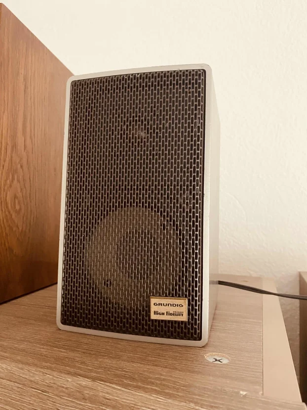 Grundig Super HiFi Micro-Box 320 originalni nemački vintage