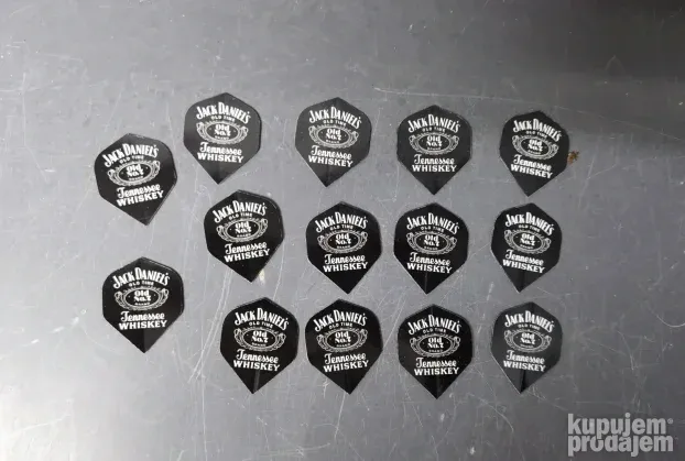 Jack Daniels strelice za pikado sa rezervnim perima i vrhovi