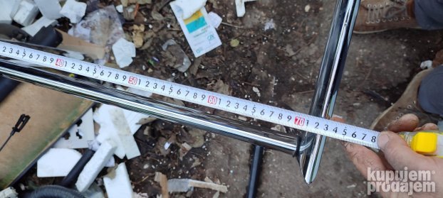 kostur sa 4 nogare niklov. od trpezarijskog stola sa staklom