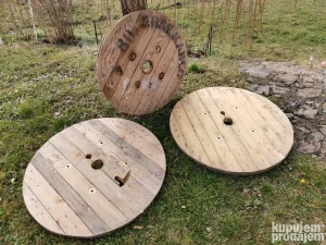 3 ploče drvene za klub sto